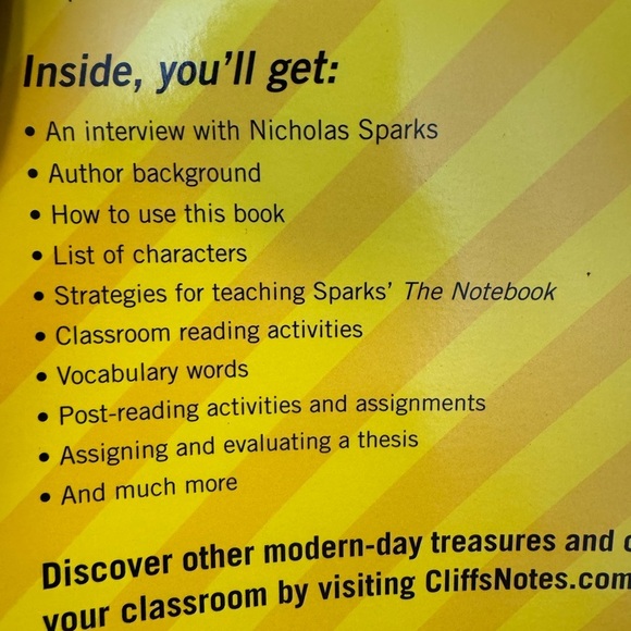 Nicholas Spark Teacher Guides And Cliff Notes For The Notebook/Walk To Remember - Picture 7 of 14